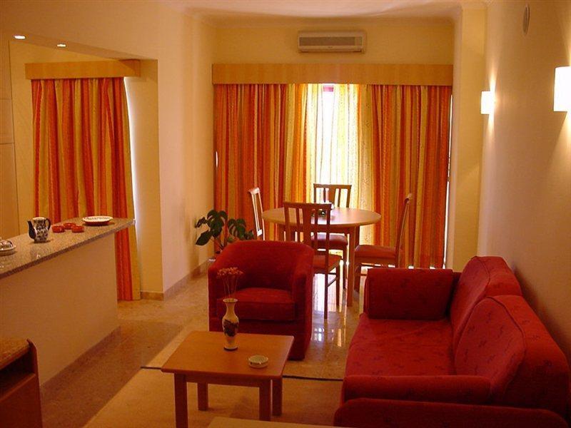 Club Praia Mar 波尔蒂芒 外观 照片